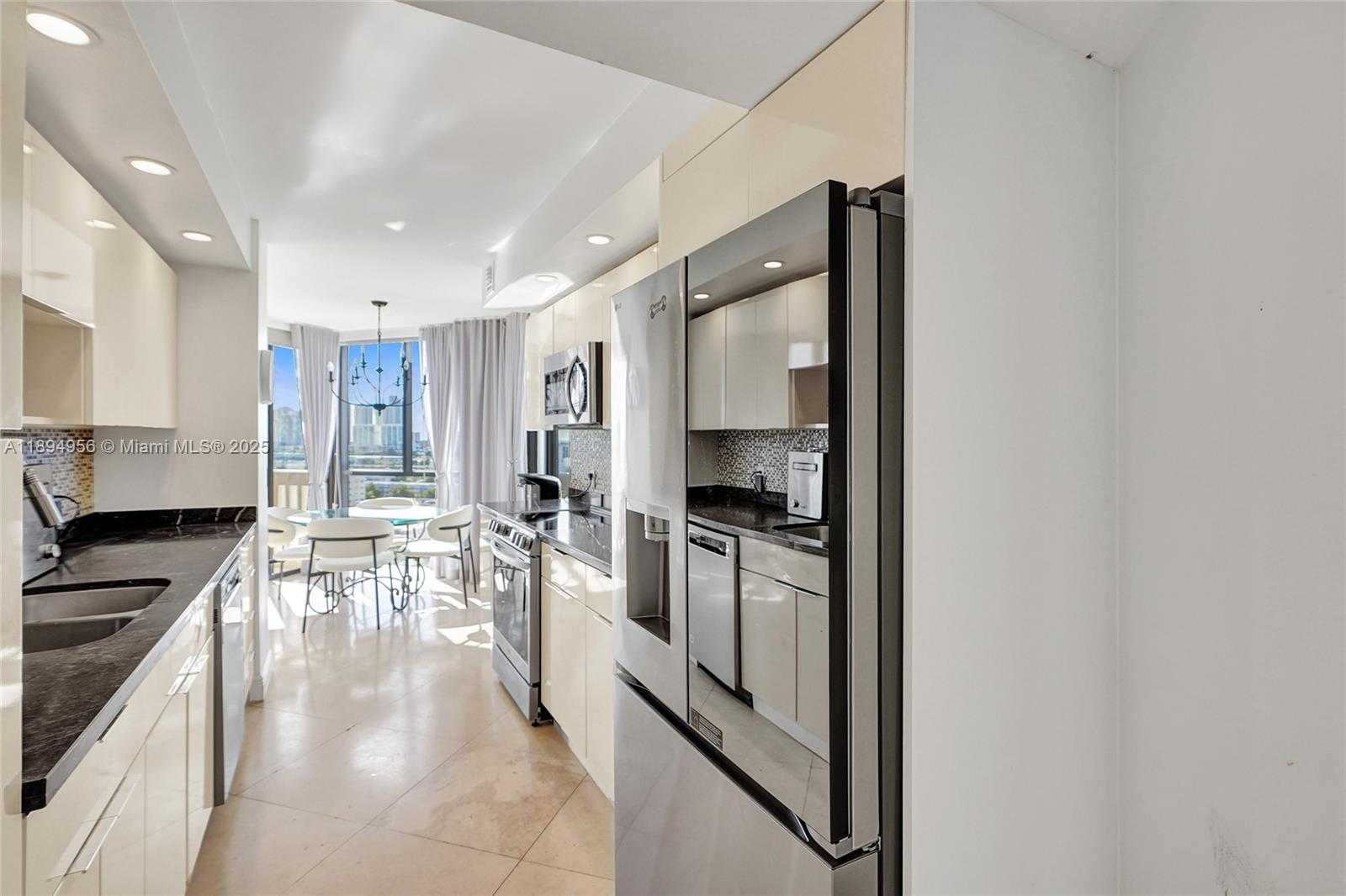 Small Image of 1000 EAST ISLAND BLVD #1403, Aventura Number 25