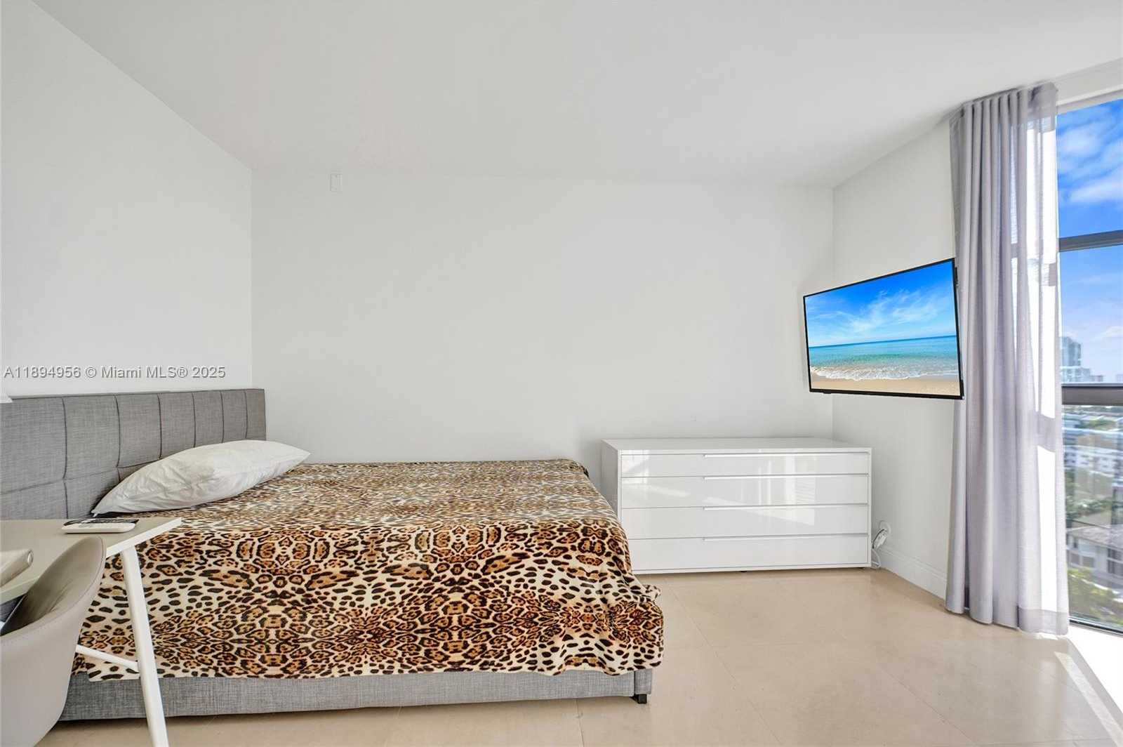 Small Image of 1000 EAST ISLAND BLVD #1403, Aventura Number 27