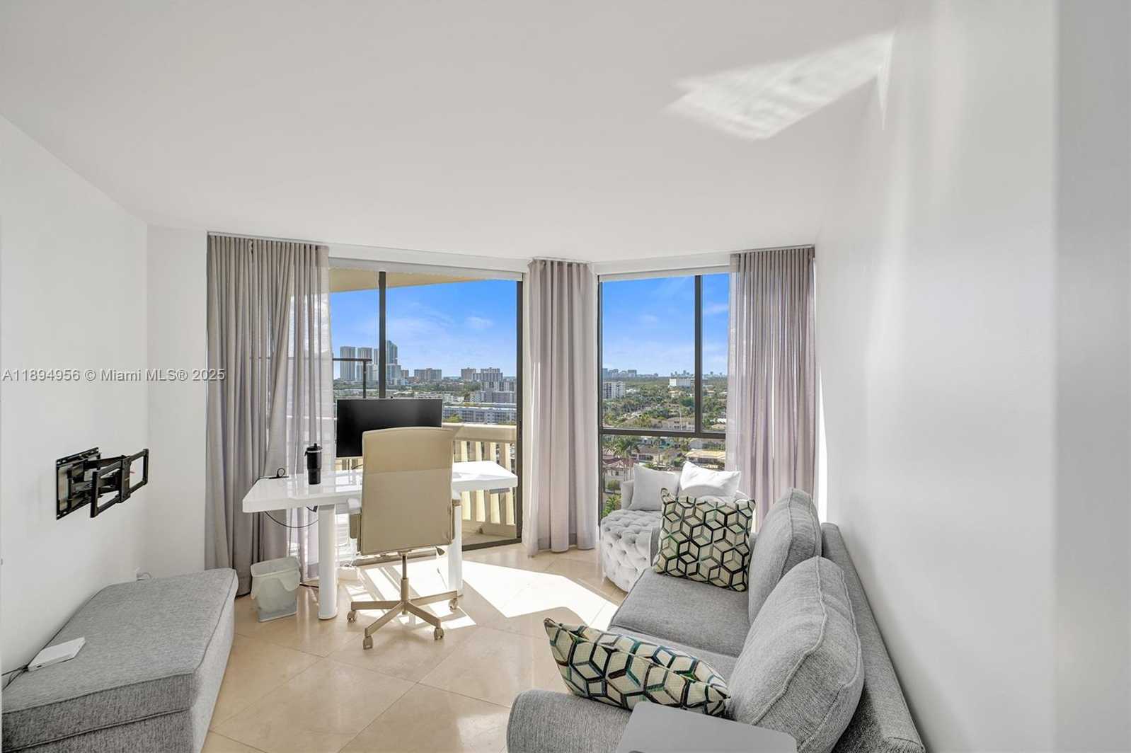 Small Image of 1000 EAST ISLAND BLVD #1403, Aventura Number 35
