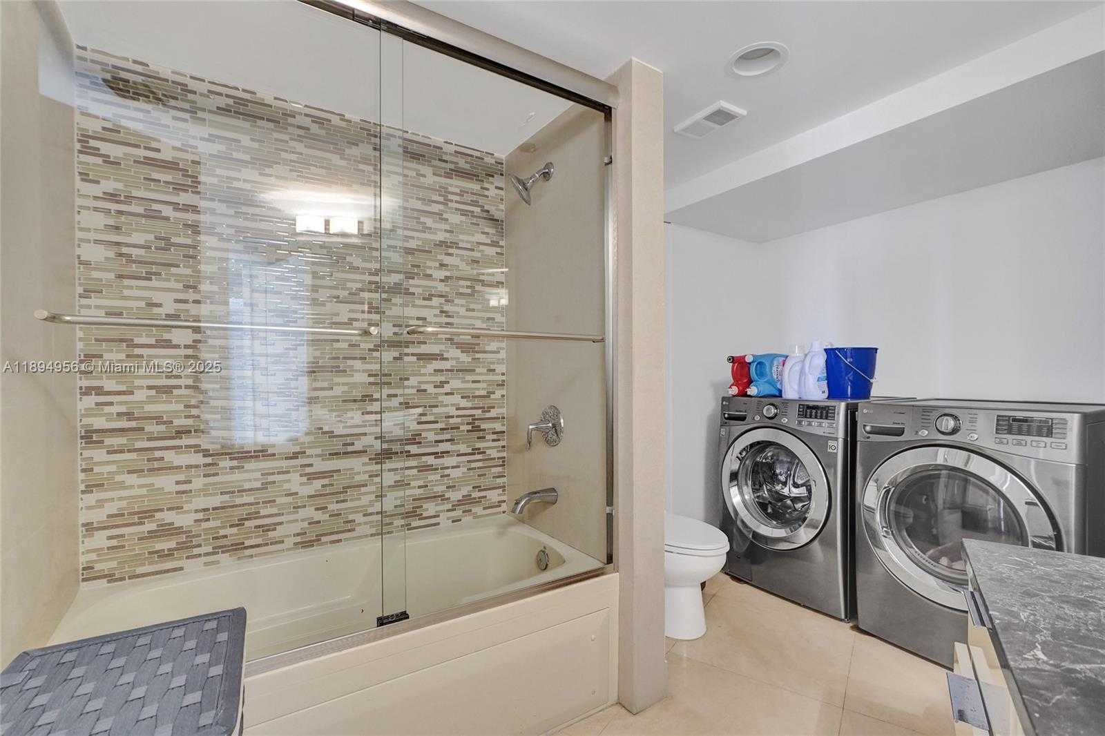 Small Image of 1000 EAST ISLAND BLVD #1403, Aventura Number 36