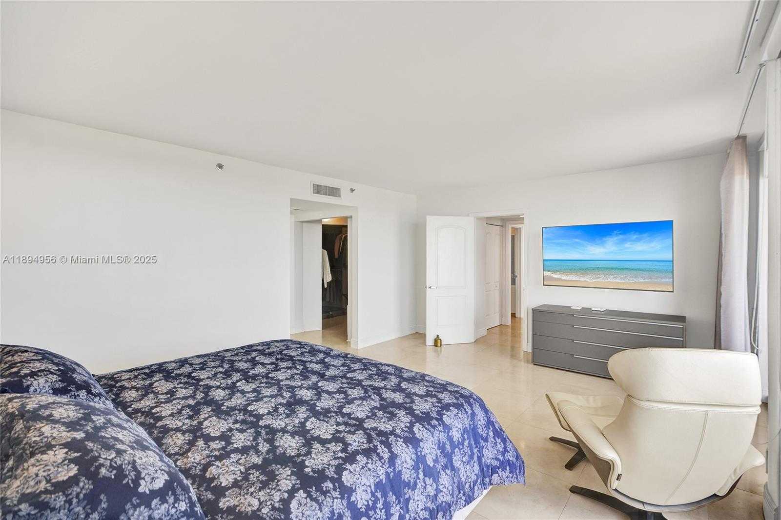 Small Image of 1000 EAST ISLAND BLVD #1403, Aventura Number 44