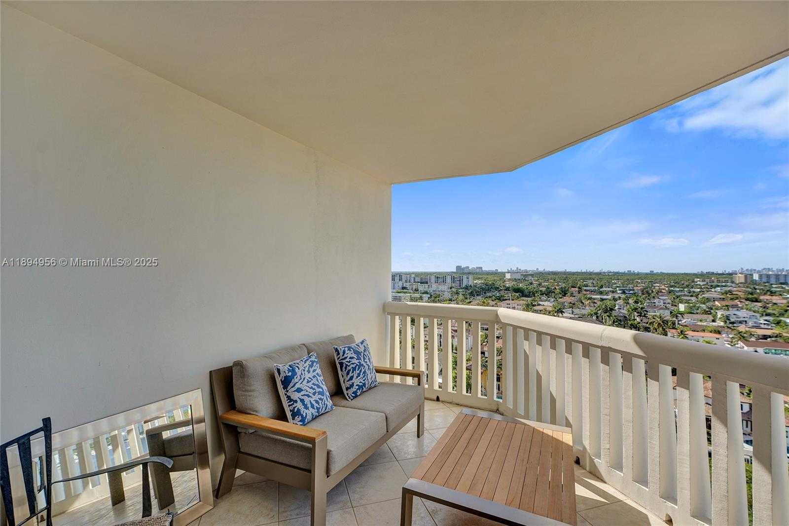 Small Image of 1000 EAST ISLAND BLVD #1403, Aventura Number 53