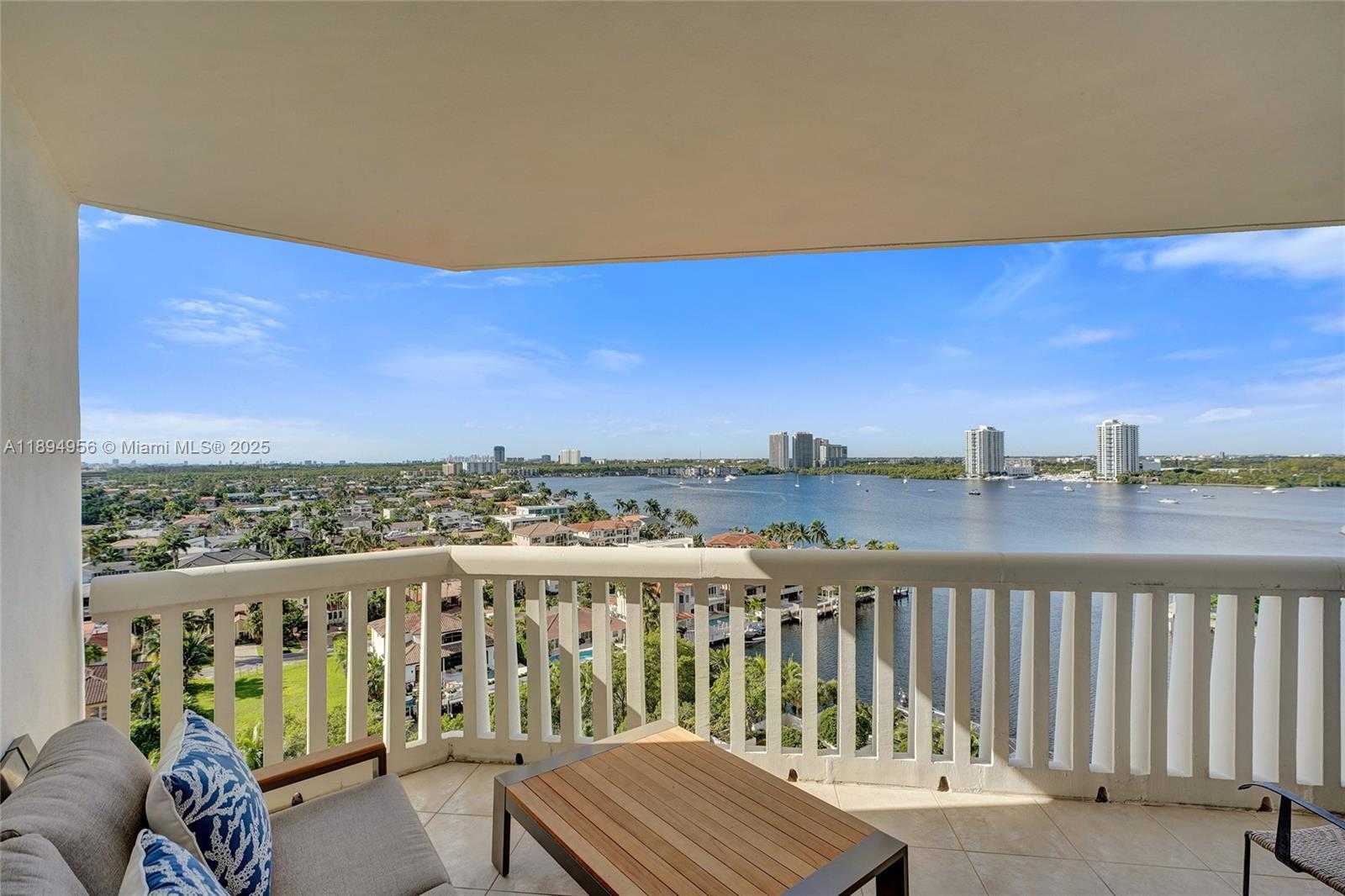Small Image of 1000 EAST ISLAND BLVD #1403, Aventura Number 56