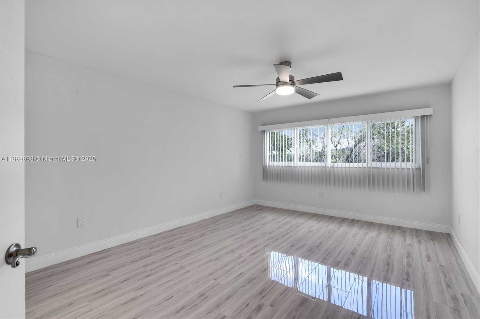 Small Image of 801 SOUTH WEST 141ST AVE #210O, Pembroke Pines Number 10