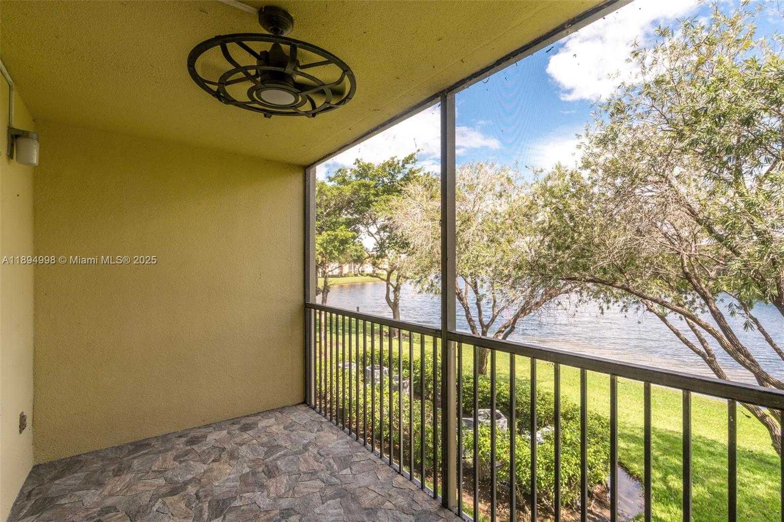 Small Image of 801 SOUTH WEST 141ST AVE #210O, Pembroke Pines Number 23
