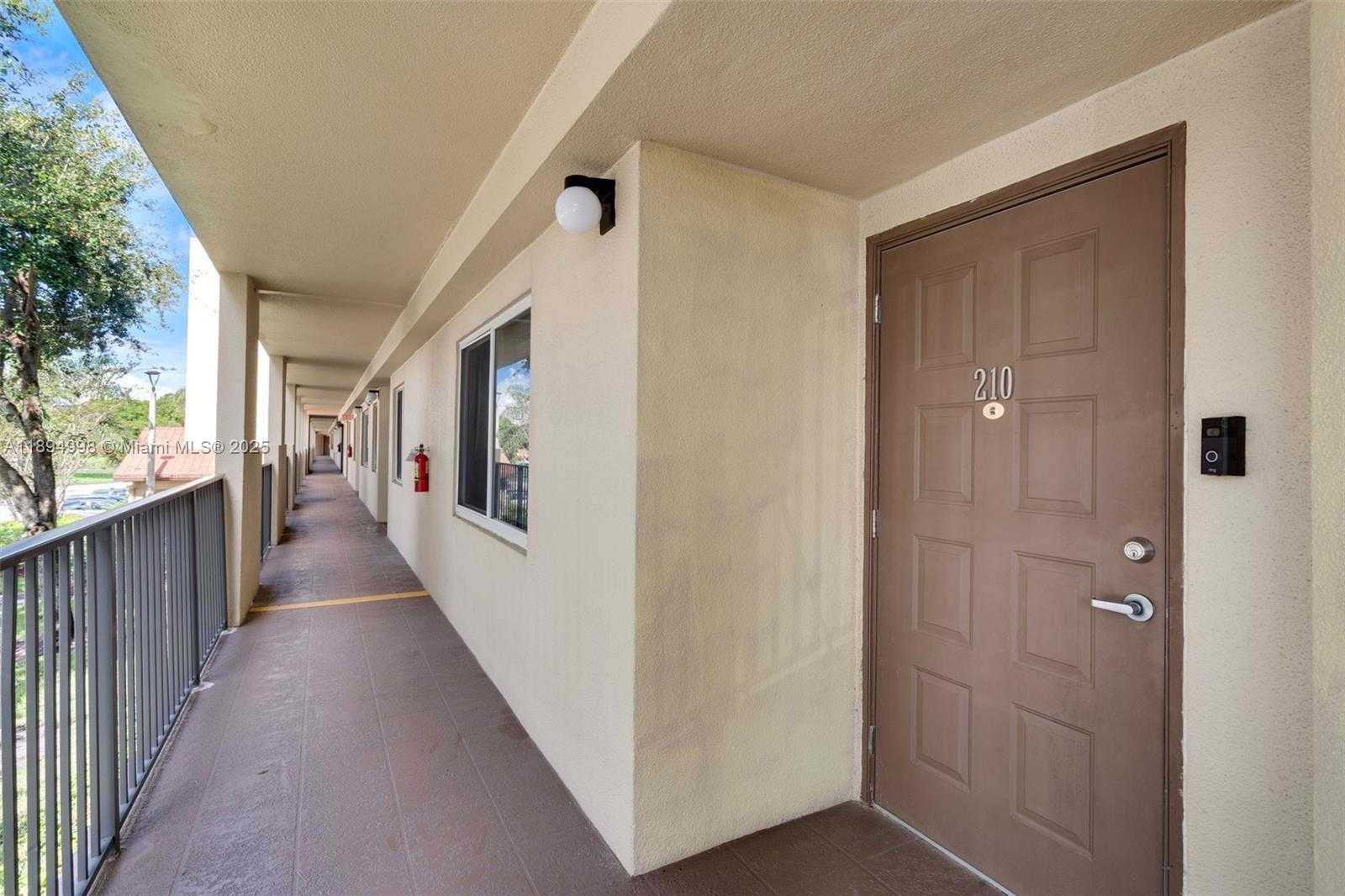 Small Image of 801 SOUTH WEST 141ST AVE #210O, Pembroke Pines Number 25