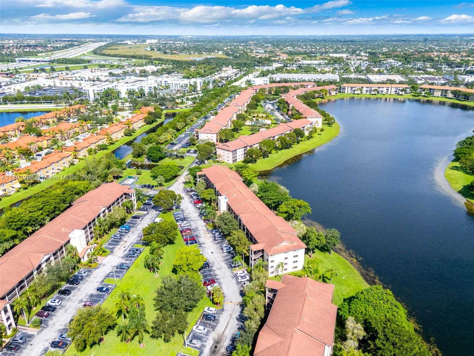 Small Image of 801 SOUTH WEST 141ST AVE #210O, Pembroke Pines Number 30