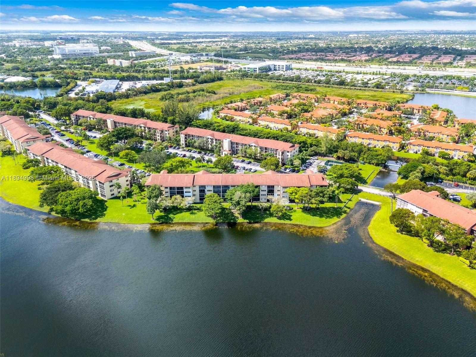 Small Image of 801 SOUTH WEST 141ST AVE #210O, Pembroke Pines Number 34