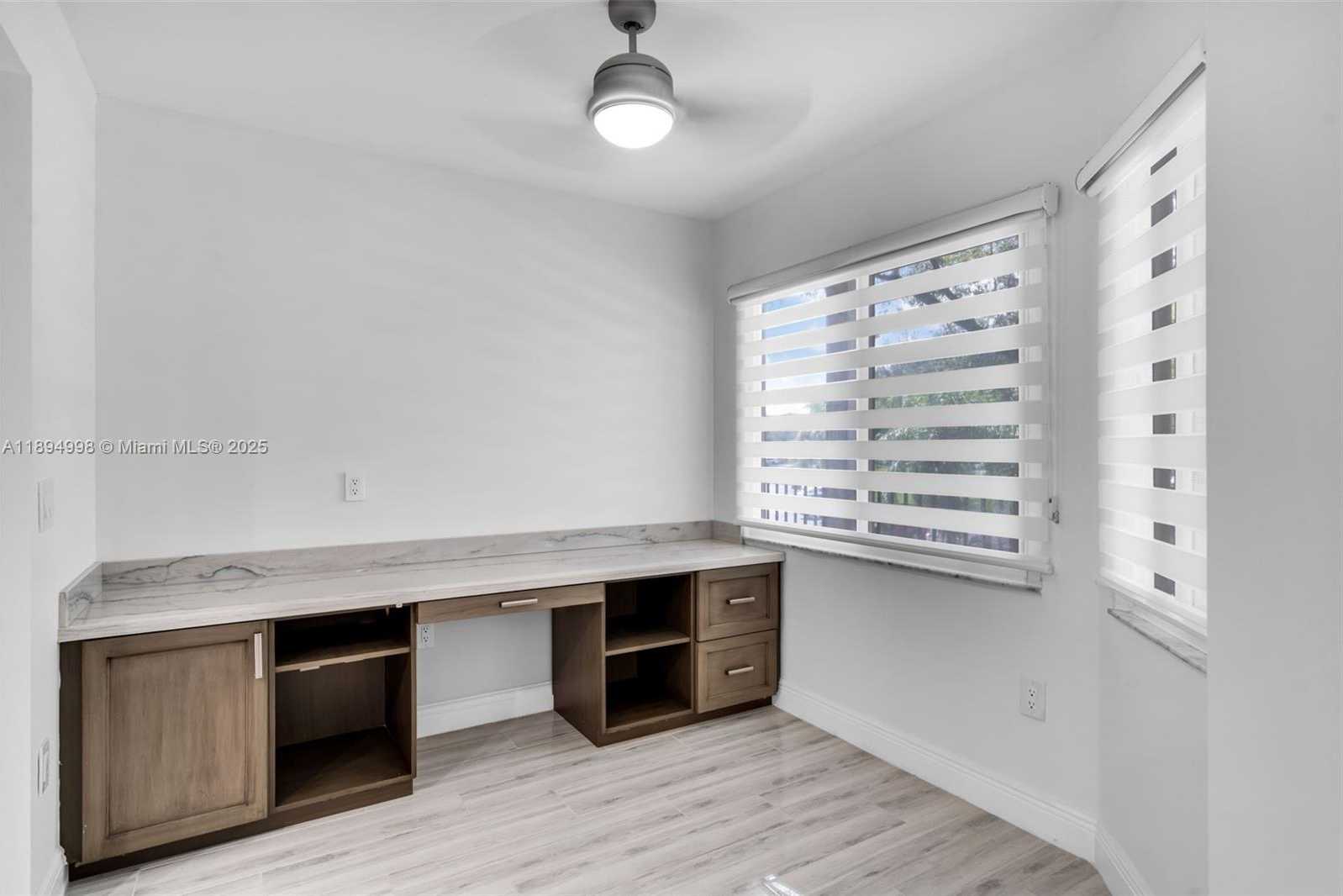 Small Image of 801 SOUTH WEST 141ST AVE #210O, Pembroke Pines Number 4