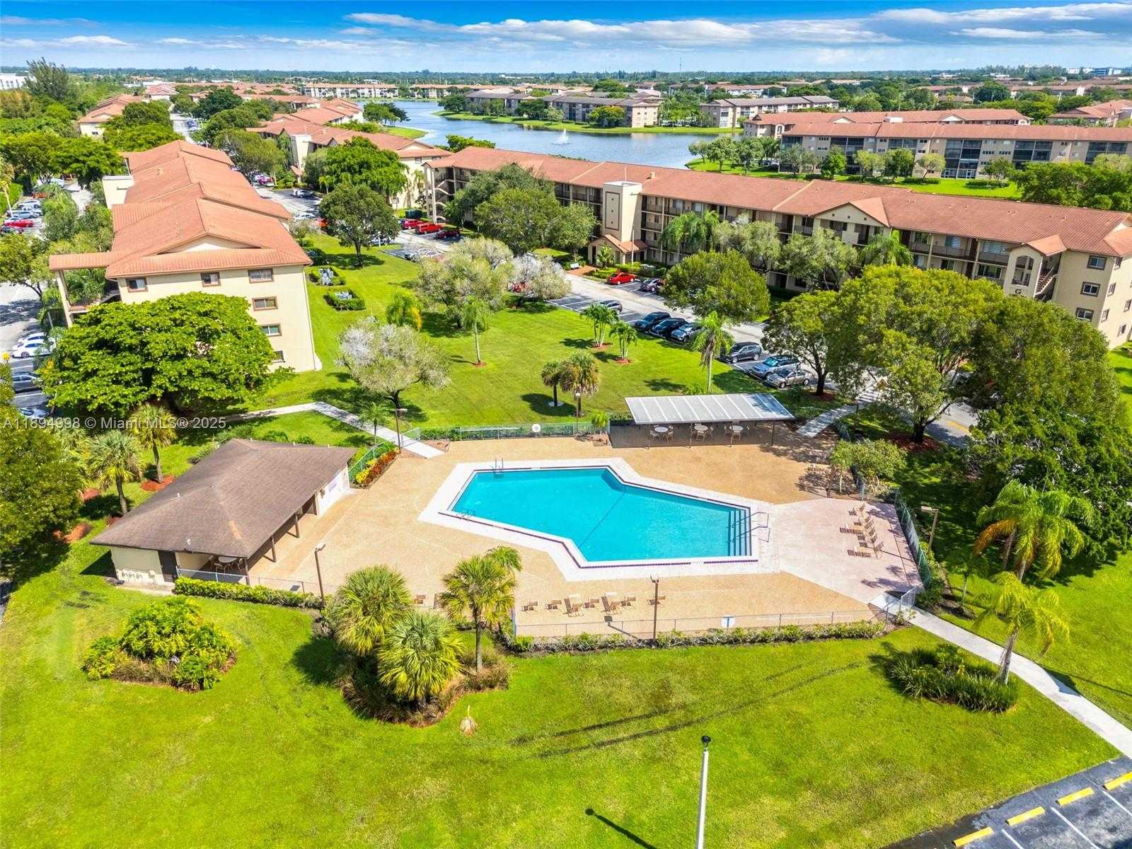 Small Image of 801 SOUTH WEST 141ST AVE #210O, Pembroke Pines Number 40