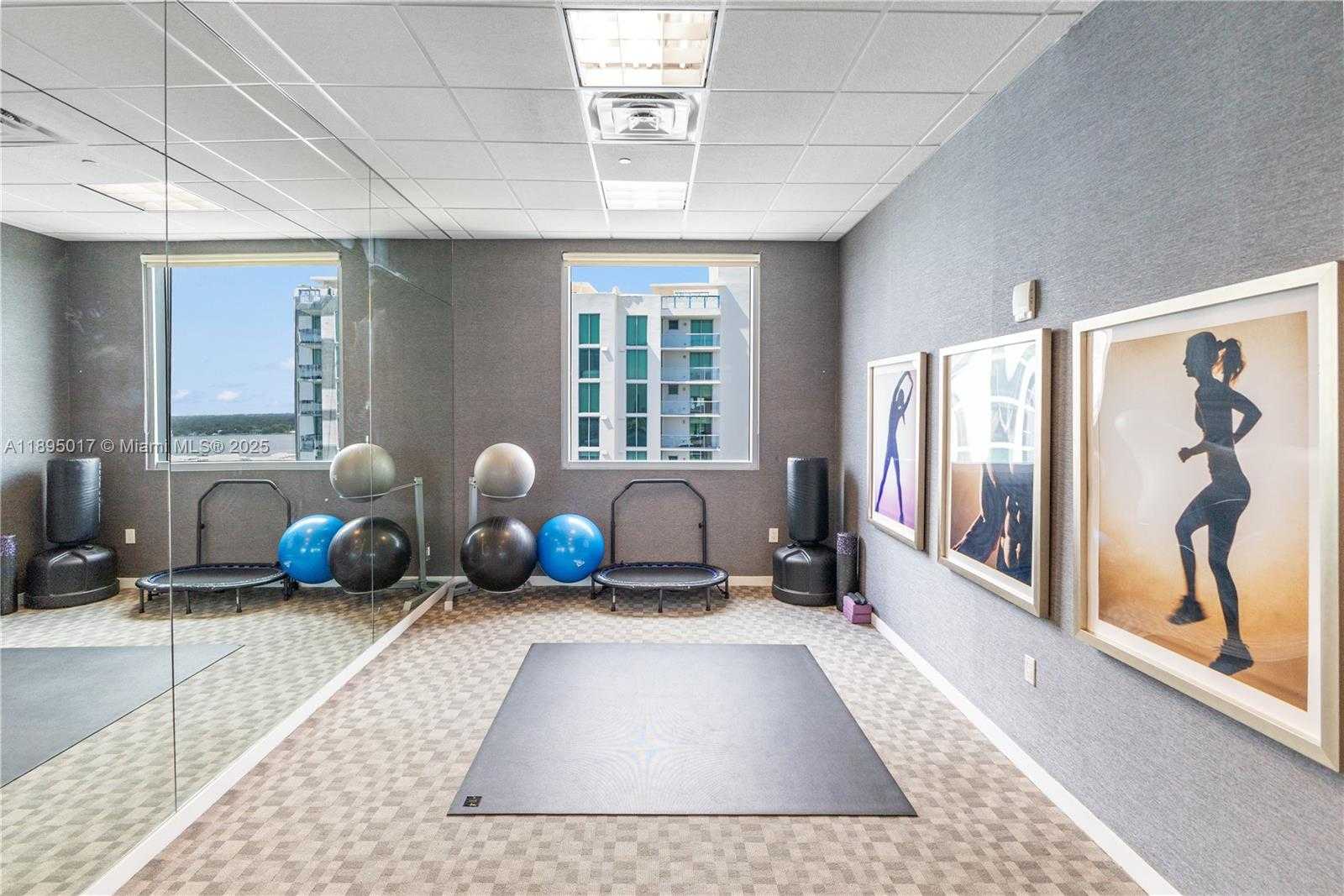 Small Image of 7935 EAST DR #803, North Bay Village Number 35