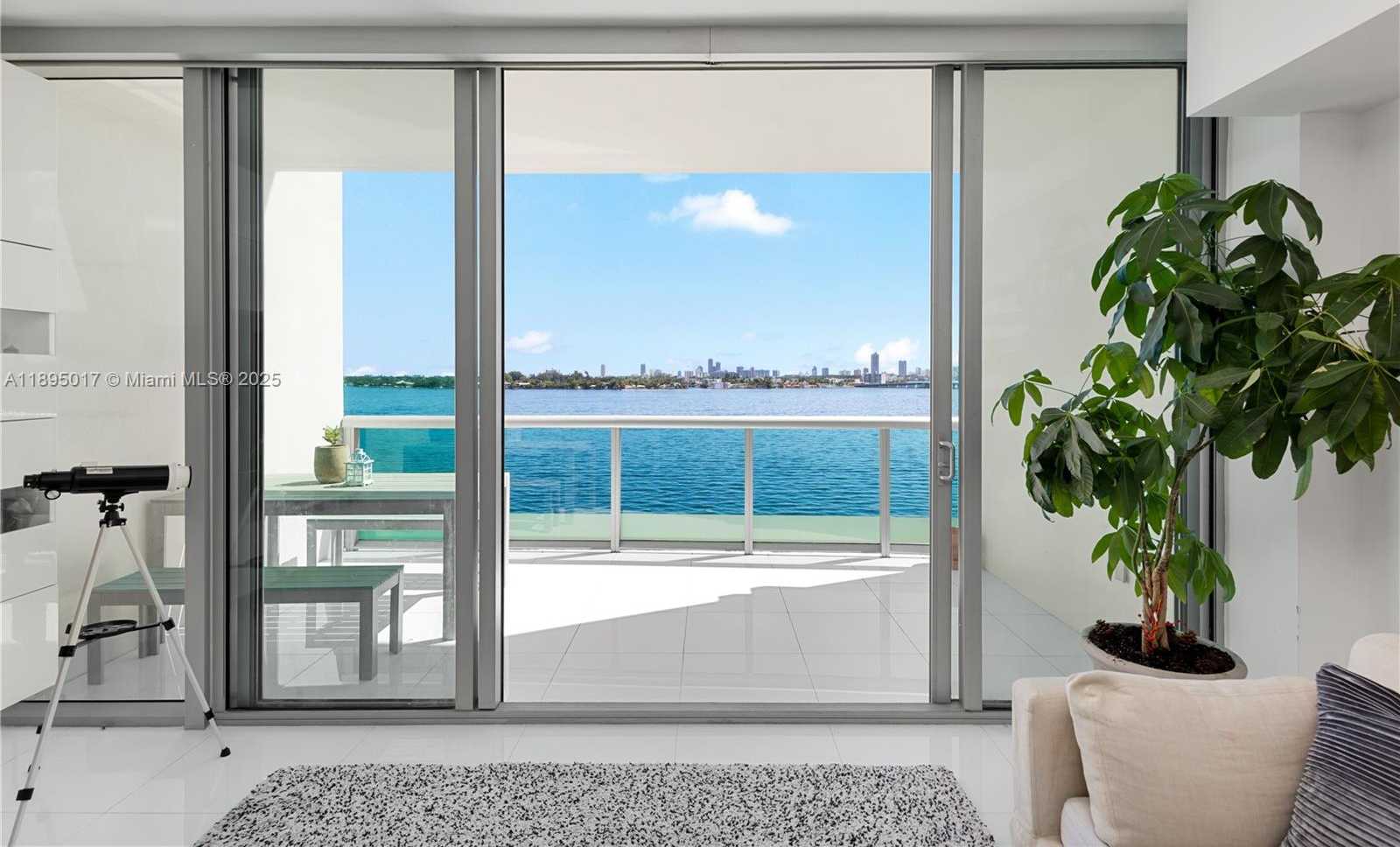 Small Image of 7935 EAST DR #803, North Bay Village Number 9