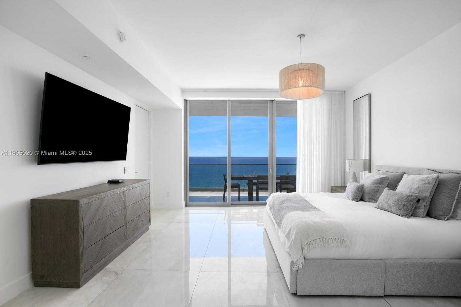 Small Image of 18975 COLLINS AVE #2101, Sunny Isles Beach Number 4