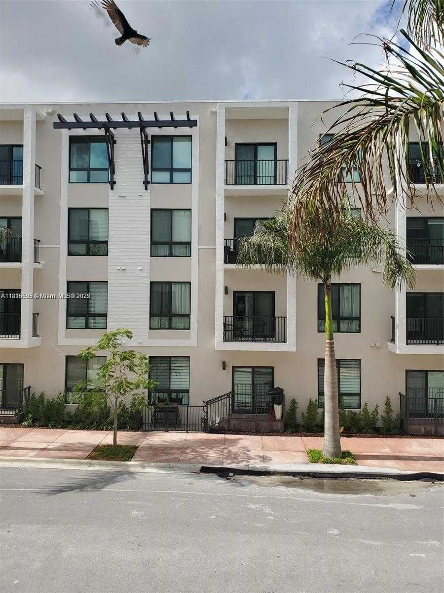 Small Image of 8265 NORTH WEST 41ST ST #C-203, Doral Number 9