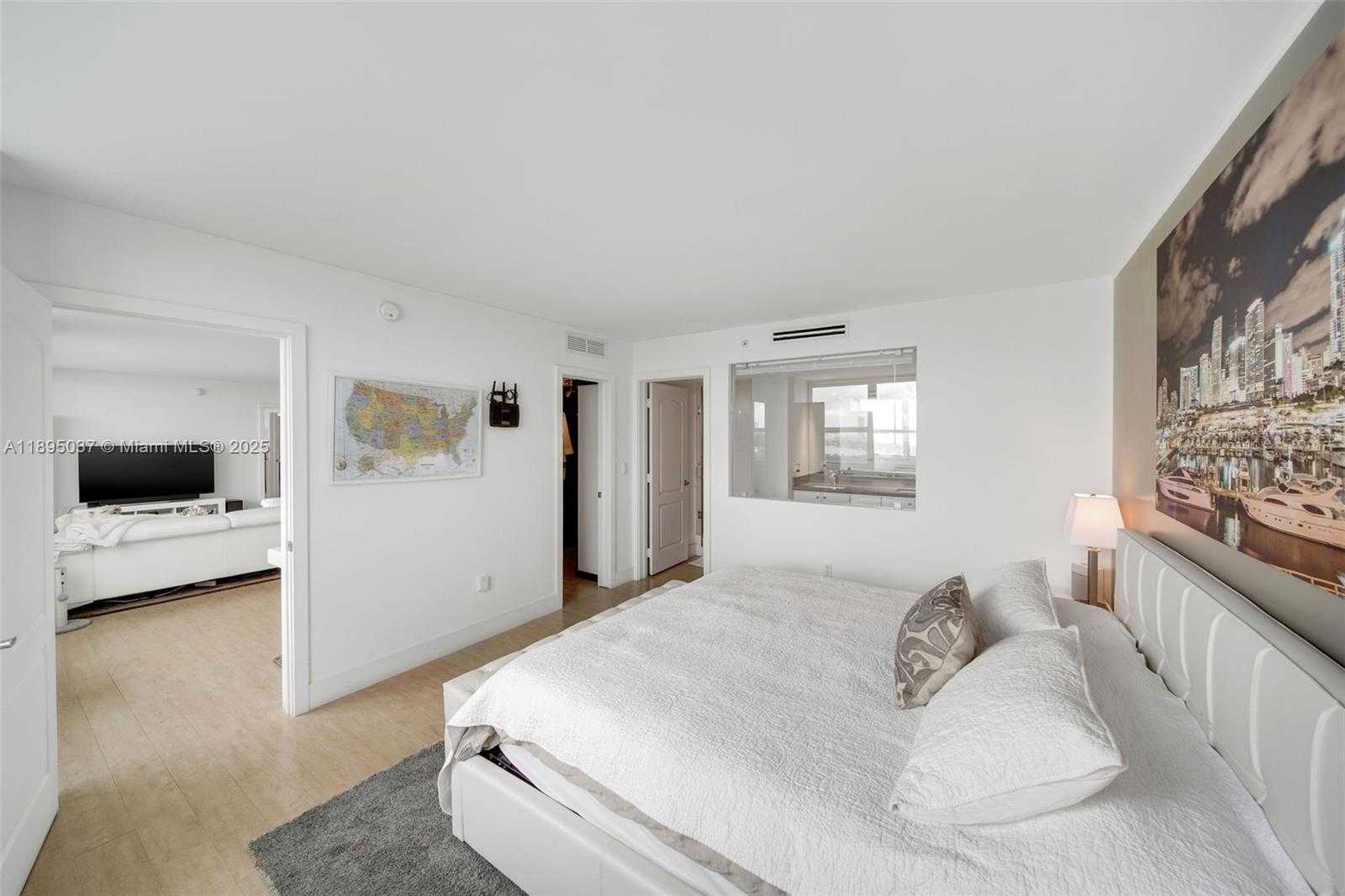 Small Image of 650 WEST AVE #2107, Miami Beach Number 20