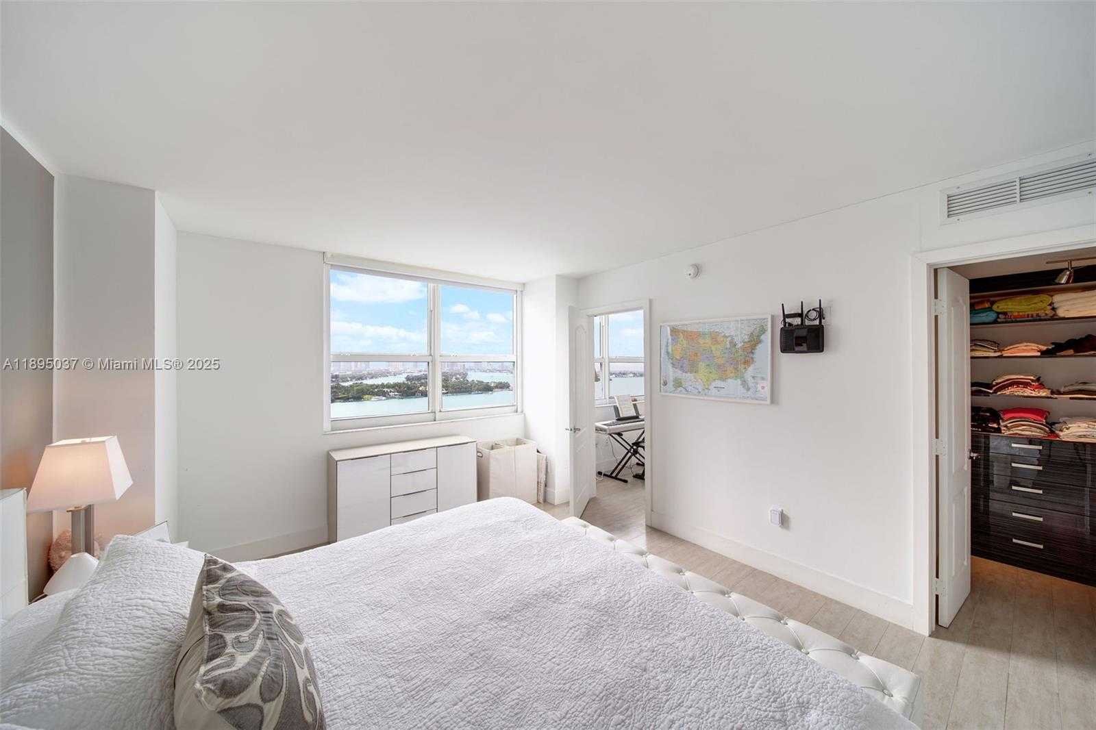 Small Image of 650 WEST AVE #2107, Miami Beach Number 22