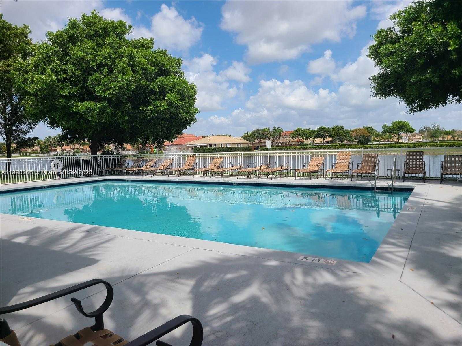 Small Image of 10902 NORTH WEST 83RD ST #218, Doral Number 5