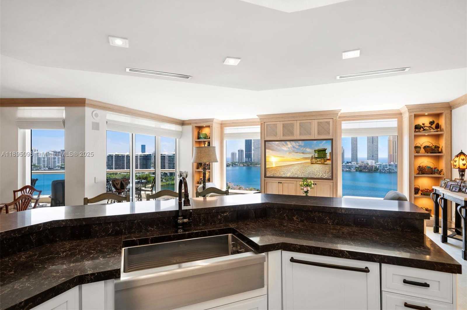 Small Image of 6000 ISLAND BLVD #1803, Aventura Number 11