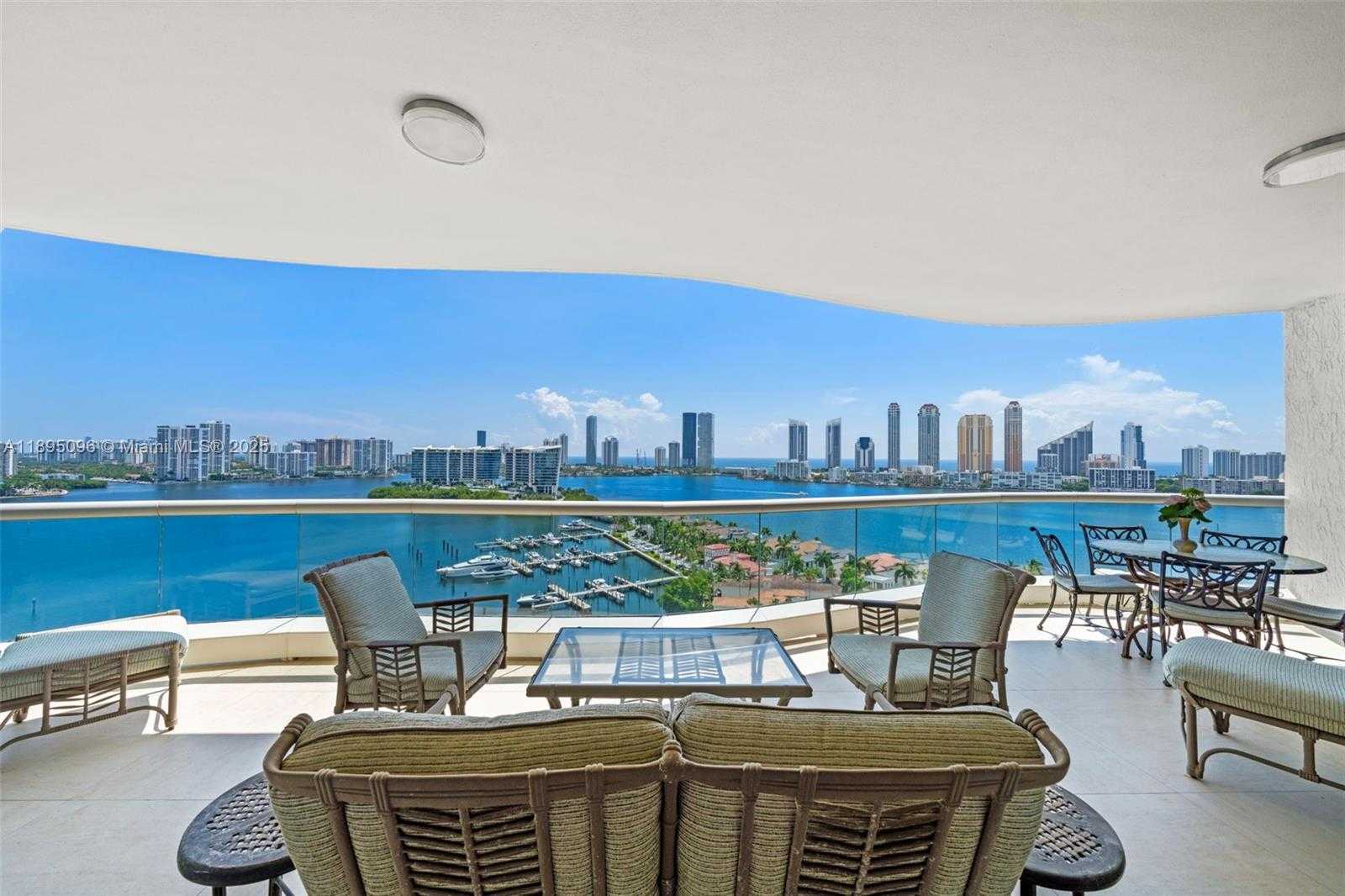 Small Image of 6000 ISLAND BLVD #1803, Aventura Number 3