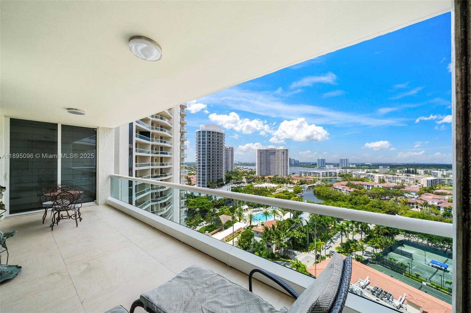 Small Image of 6000 ISLAND BLVD #1803, Aventura Number 33
