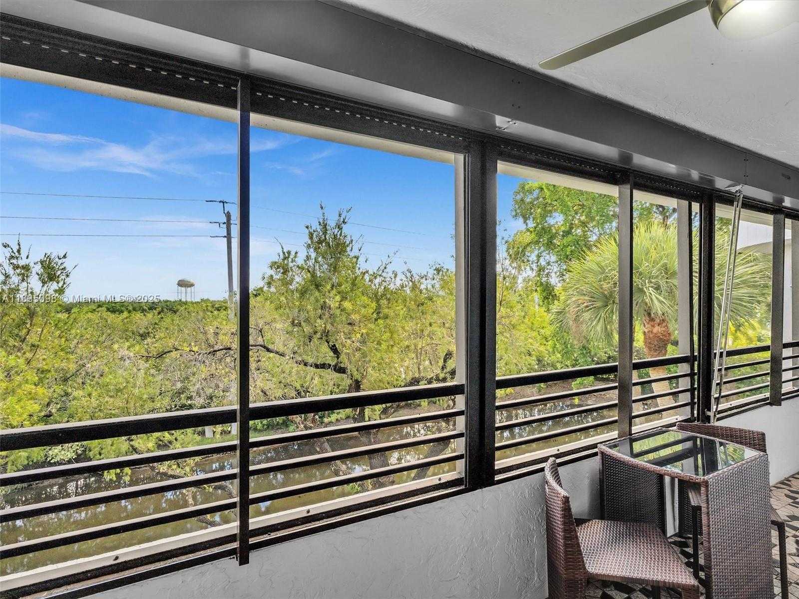 Small Image of 1400 SHERIDAN ST #24J, Hollywood Number 12