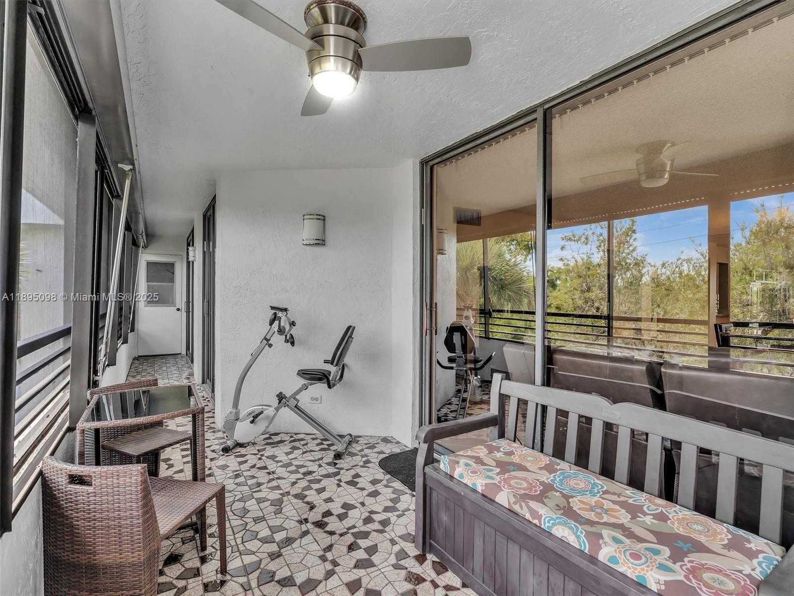 Small Image of 1400 SHERIDAN ST #24J, Hollywood Number 26