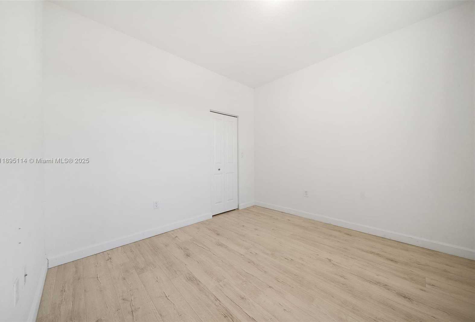 Small Image of 493 NORTH WEST 204TH ST, Miami Gardens Number 11