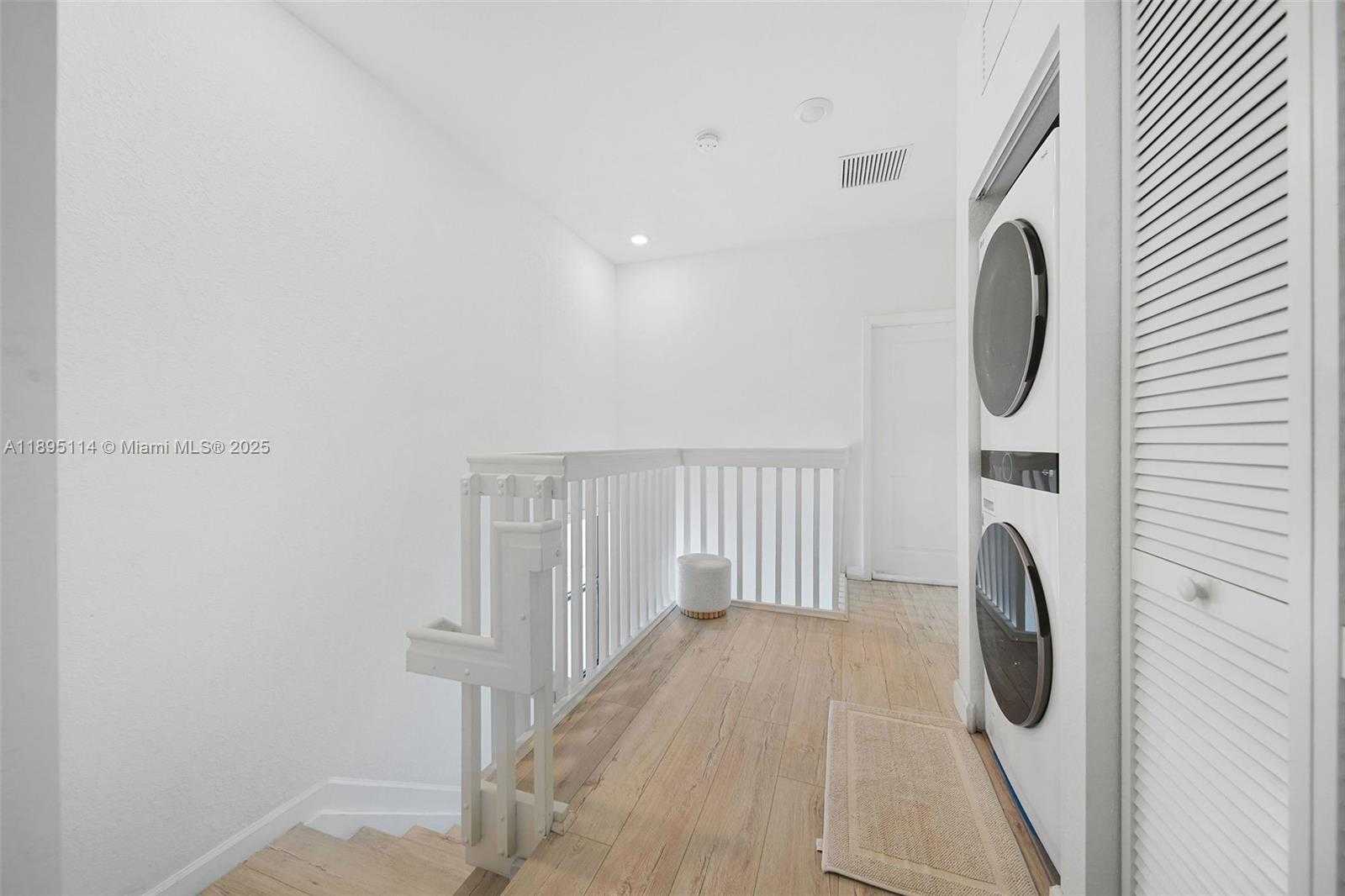 Small Image of 493 NORTH WEST 204TH ST, Miami Gardens Number 12