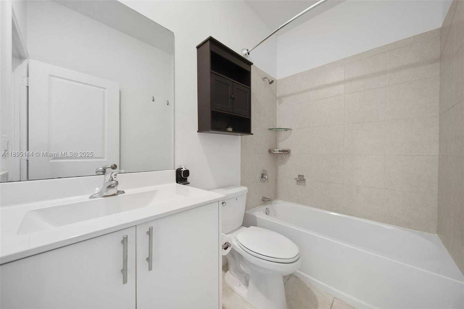 Small Image of 493 NORTH WEST 204TH ST, Miami Gardens Number 13