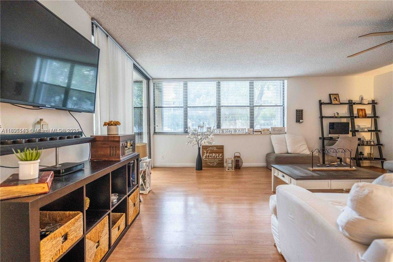 Small Image of 3440 NORTH EAST 192ND ST #2J-A, Aventura Number 17