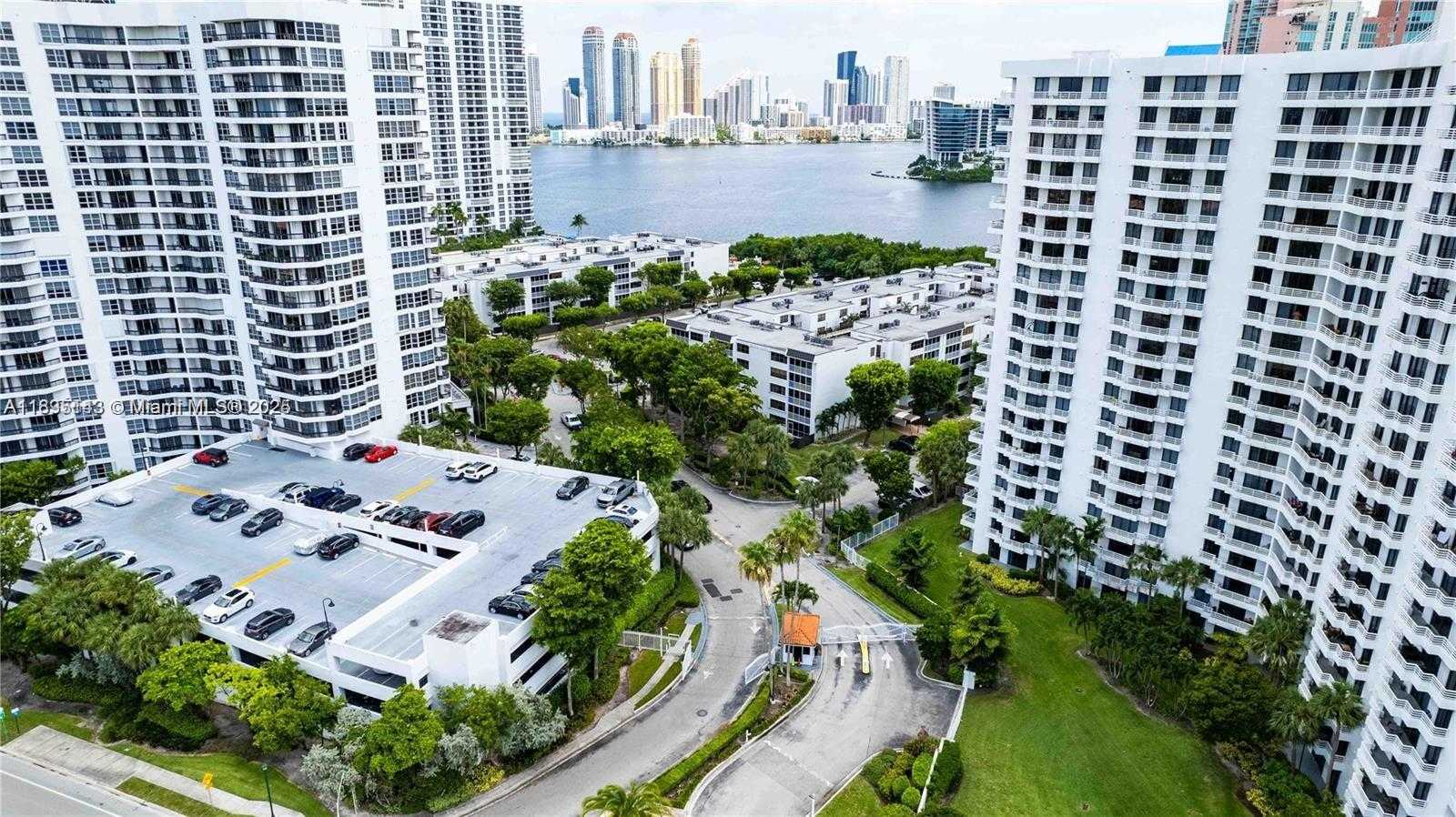 Small Image of 3440 NORTH EAST 192ND ST #2J-A, Aventura Number 18