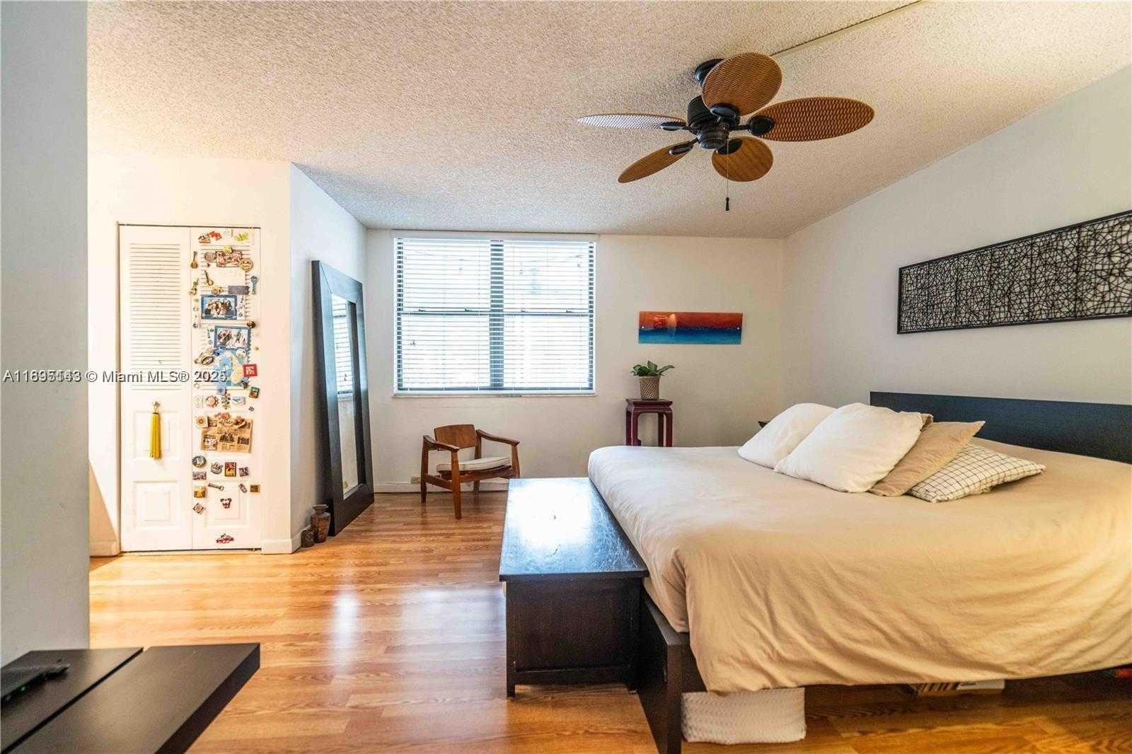 Small Image of 3440 NORTH EAST 192ND ST #2J-A, Aventura Number 33