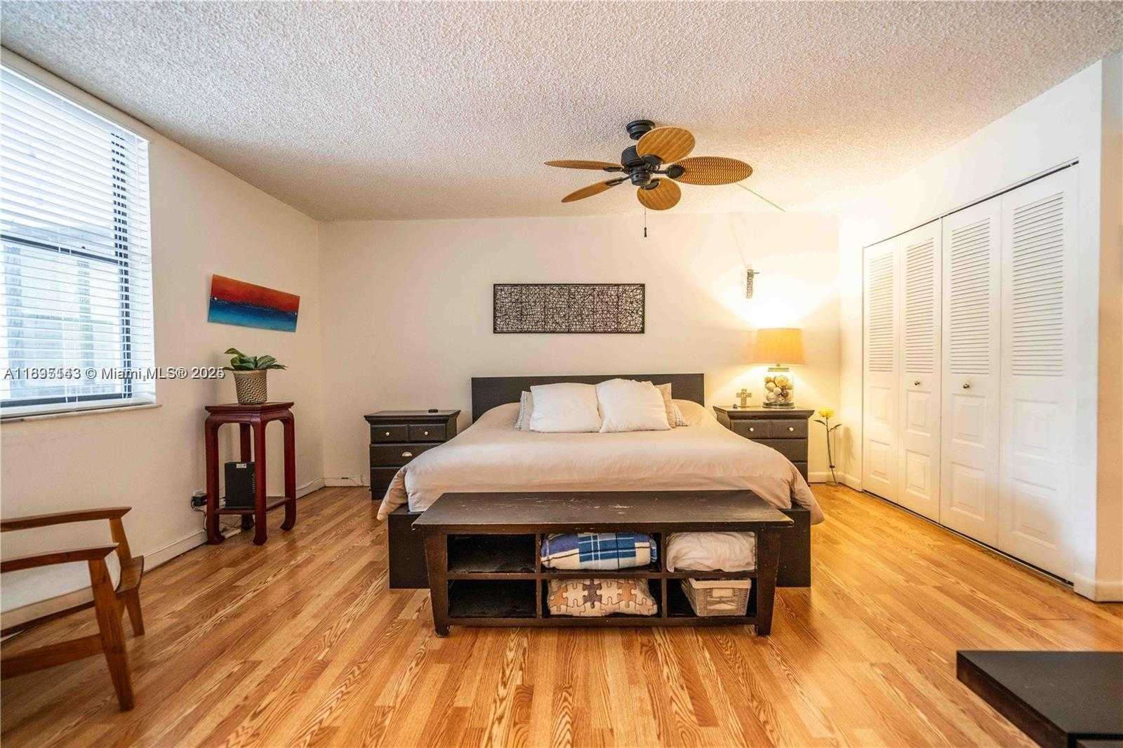 Small Image of 3440 NORTH EAST 192ND ST #2J-A, Aventura Number 37