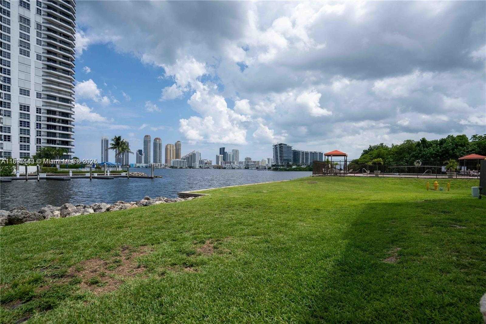 Small Image of 3440 NORTH EAST 192ND ST #2J-A, Aventura Number 54