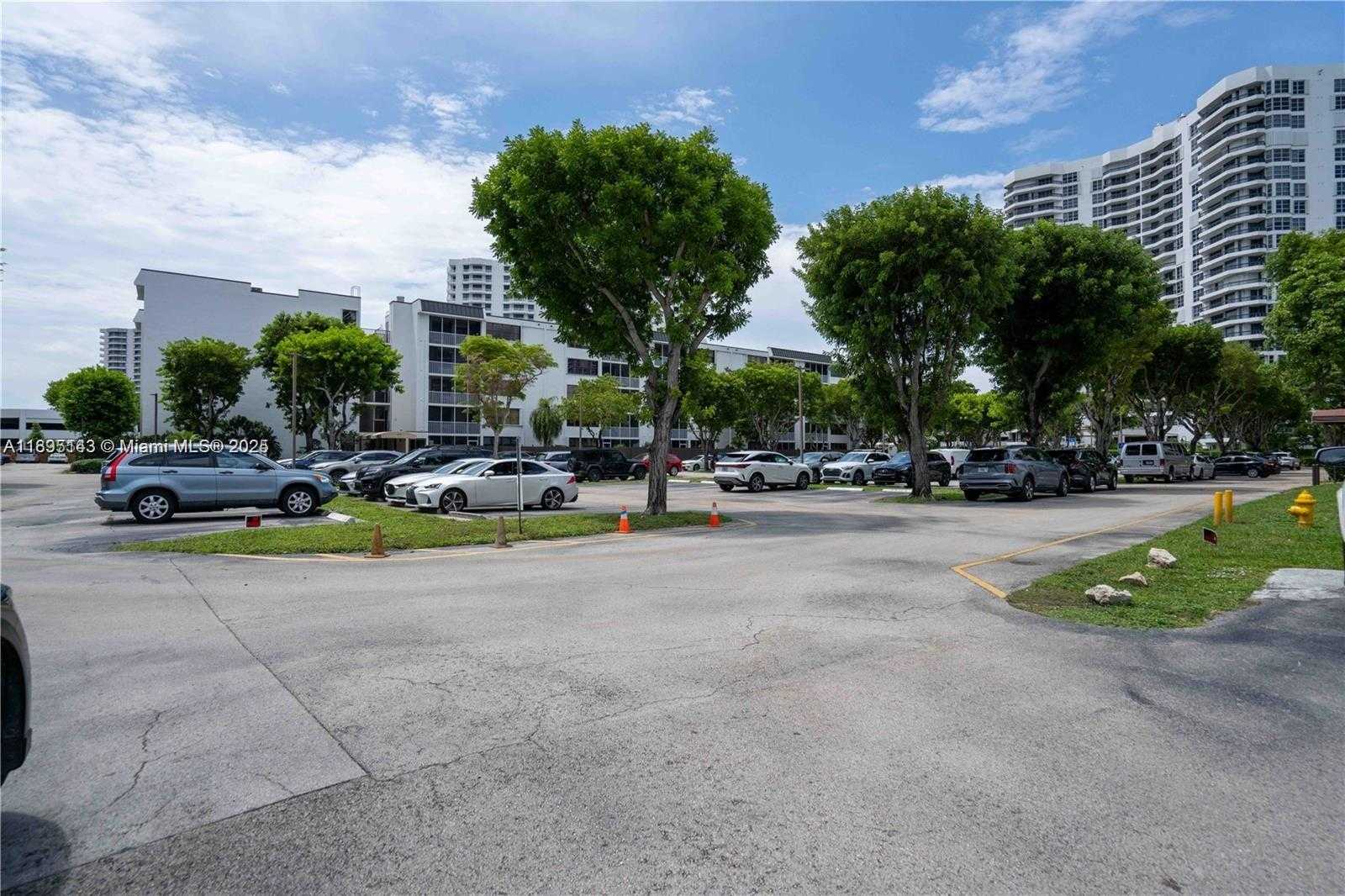 Small Image of 3440 NORTH EAST 192ND ST #2J-A, Aventura Number 57