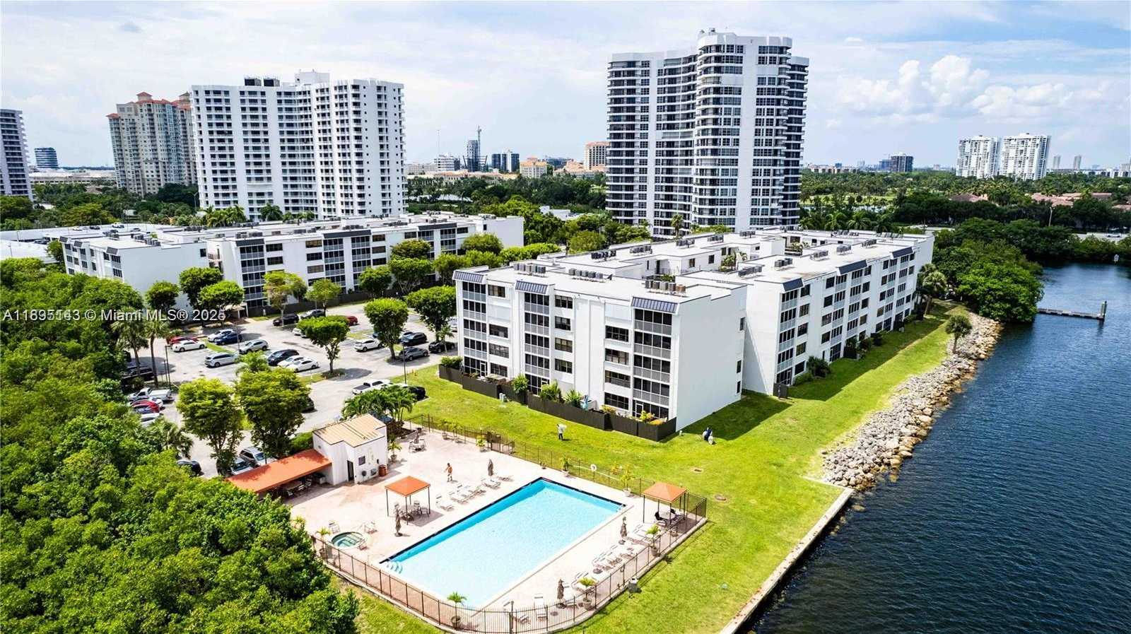 Small Image of 3440 NORTH EAST 192ND ST #2J-A, Aventura Number 9