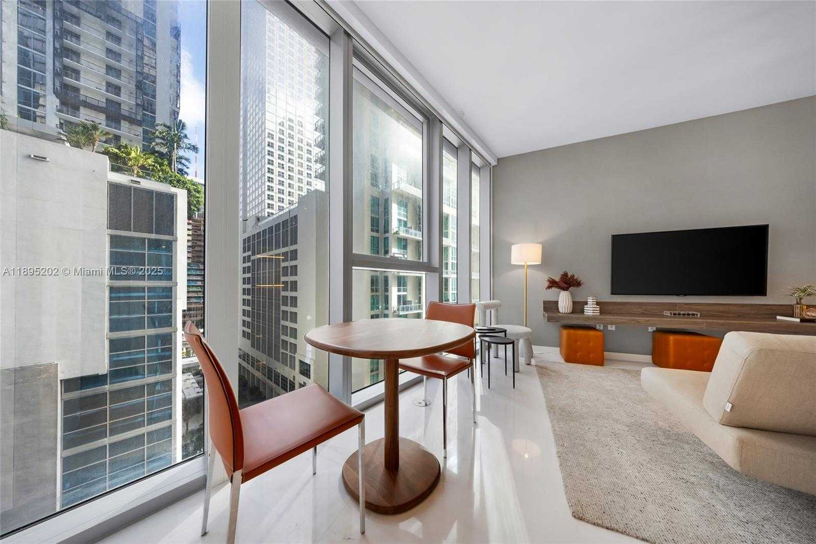 Small Image of 300 BISCAYNE BLVD WAY #805, Miami Number 15