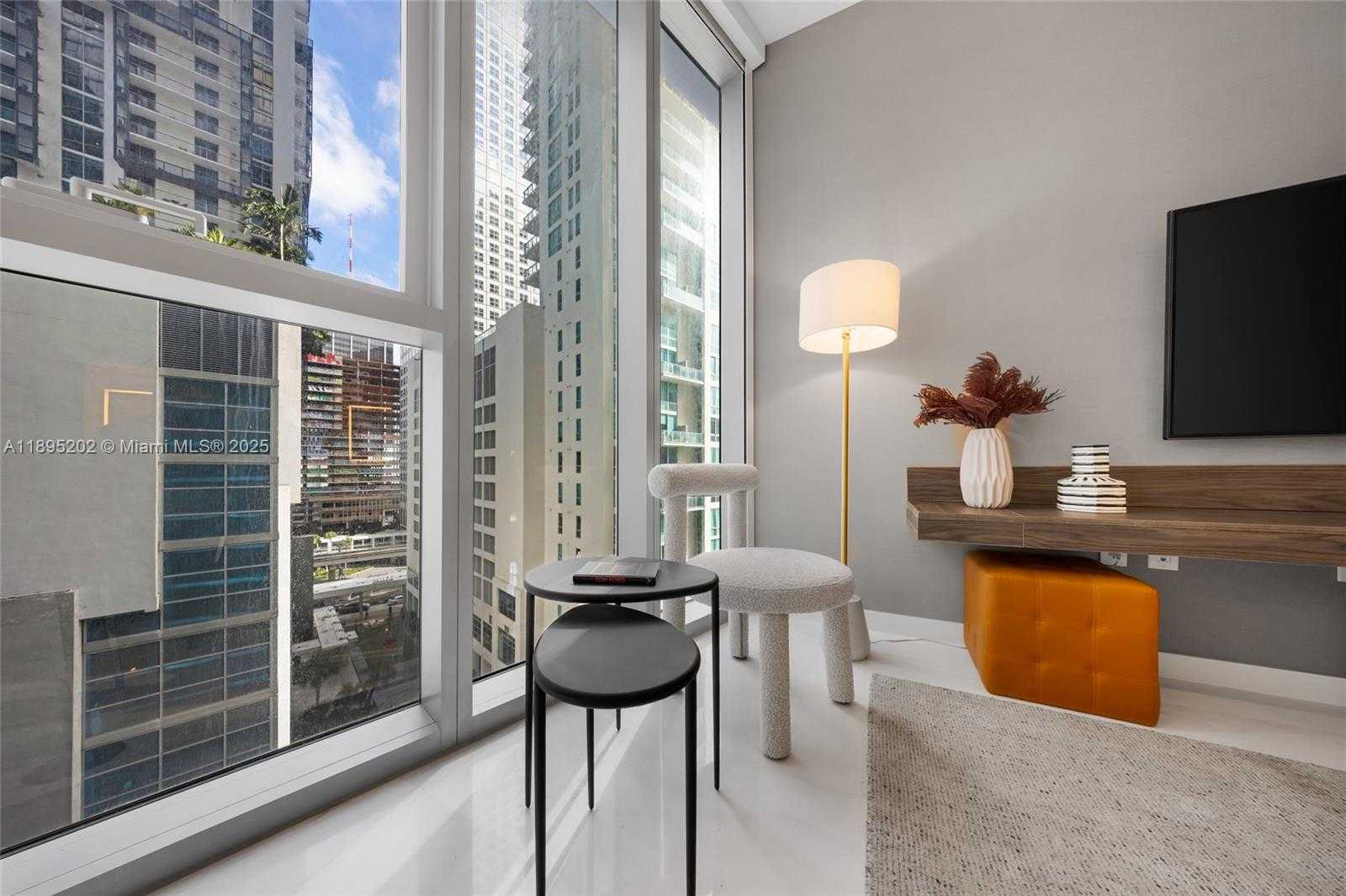 Small Image of 300 BISCAYNE BLVD WAY #805, Miami Number 16