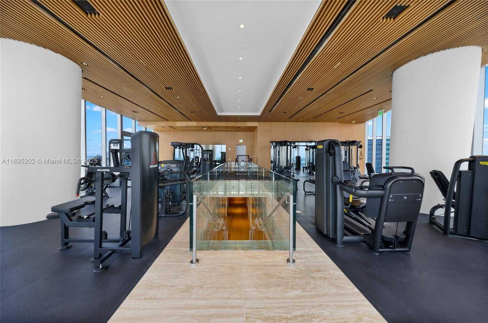 Small Image of 300 BISCAYNE BLVD WAY #805, Miami Number 47