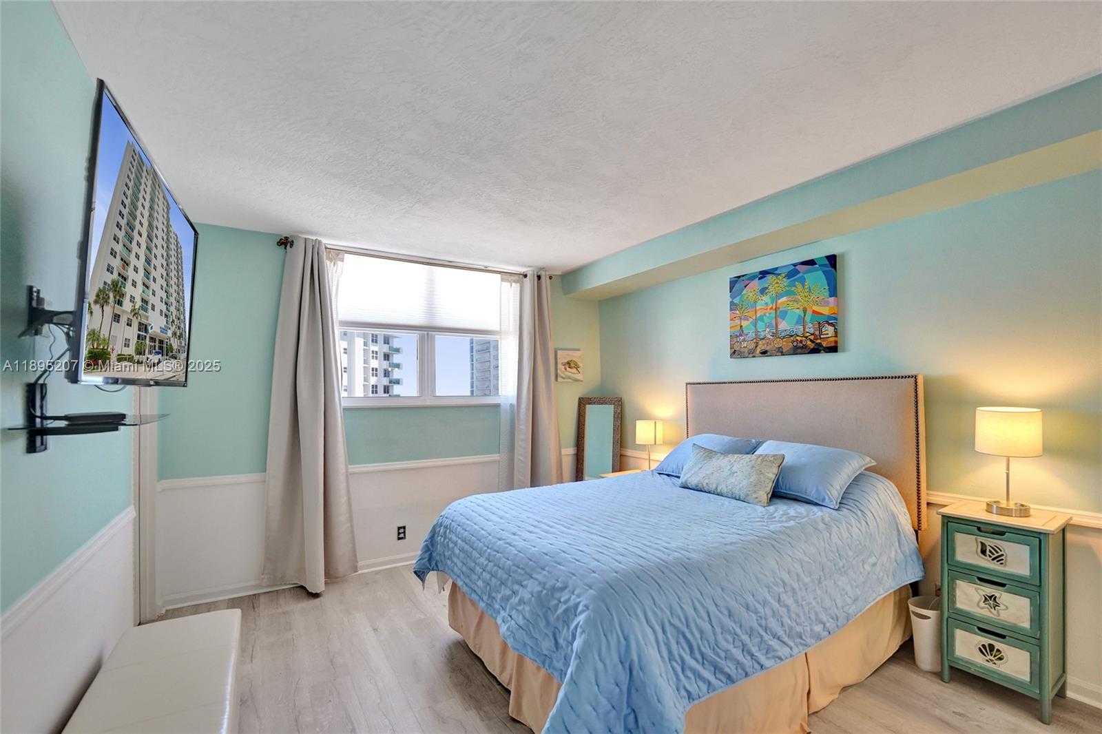 Small Image of 3000 SOUTH OCEAN DR #1106, Hollywood Number 23