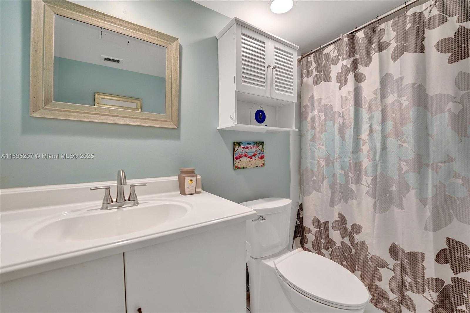 Small Image of 3000 SOUTH OCEAN DR #1106, Hollywood Number 27