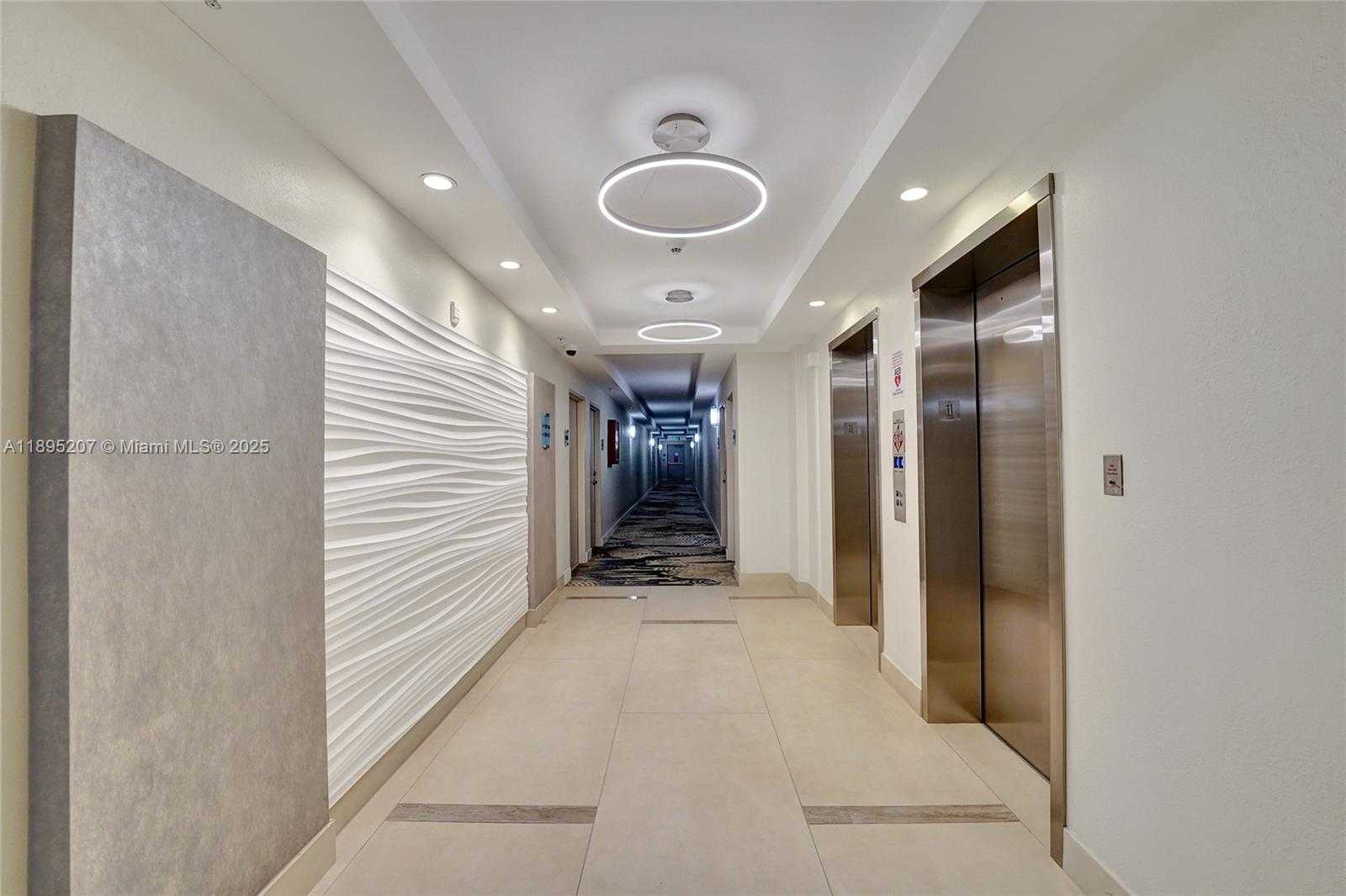 Small Image of 3000 SOUTH OCEAN DR #1106, Hollywood Number 32