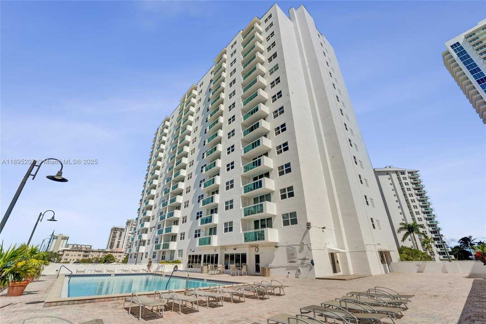 Small Image of 3000 SOUTH OCEAN DR #1106, Hollywood Number 35