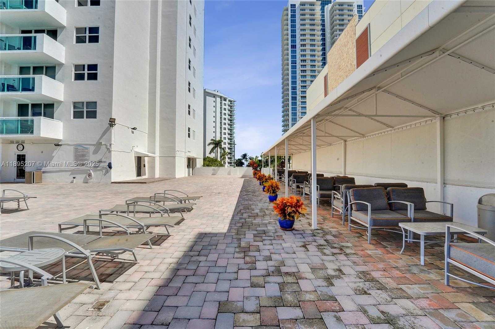 Small Image of 3000 SOUTH OCEAN DR #1106, Hollywood Number 36
