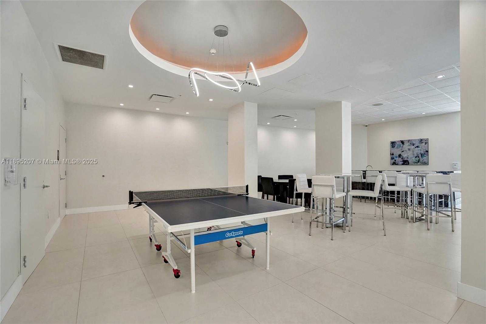 Small Image of 3000 SOUTH OCEAN DR #1106, Hollywood Number 51