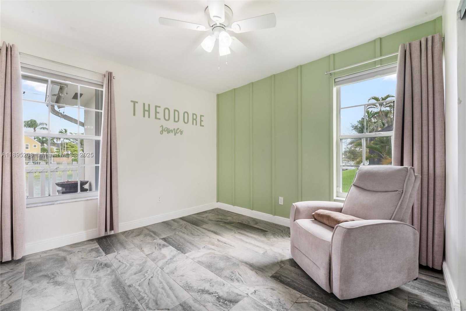 Small Image of 12525 SOUTH WEST 147TH TER, Miami Number 11