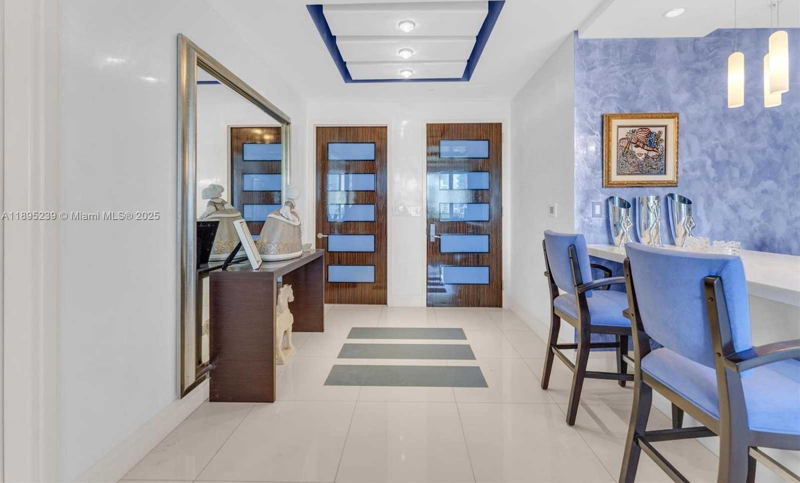 Small Image of 50 SOUTH POINTE DR #705, Miami Beach Number 28