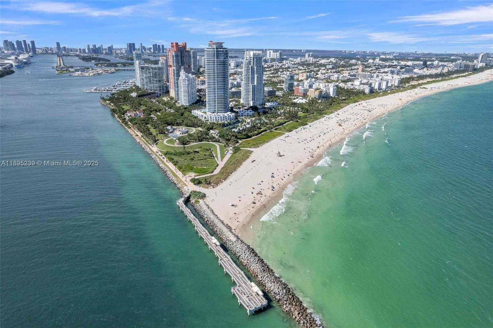 Small Image of 50 SOUTH POINTE DR #705, Miami Beach Number 37