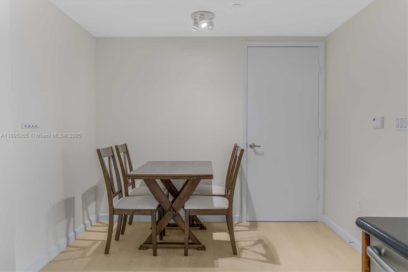 Small Image of 50 BISCAYNE BLVD #1505, Miami Number 11