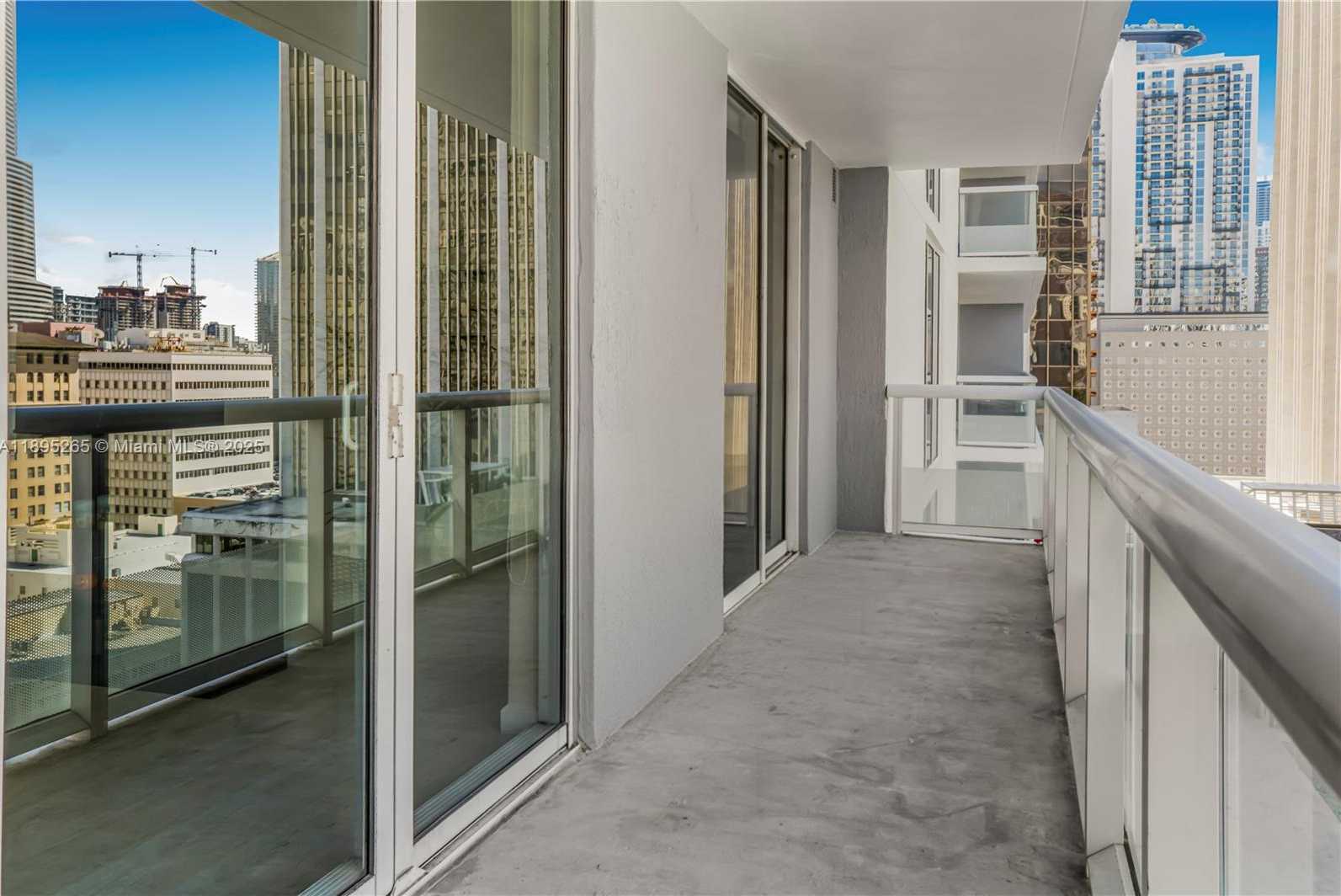 Small Image of 50 BISCAYNE BLVD #1505, Miami Number 15